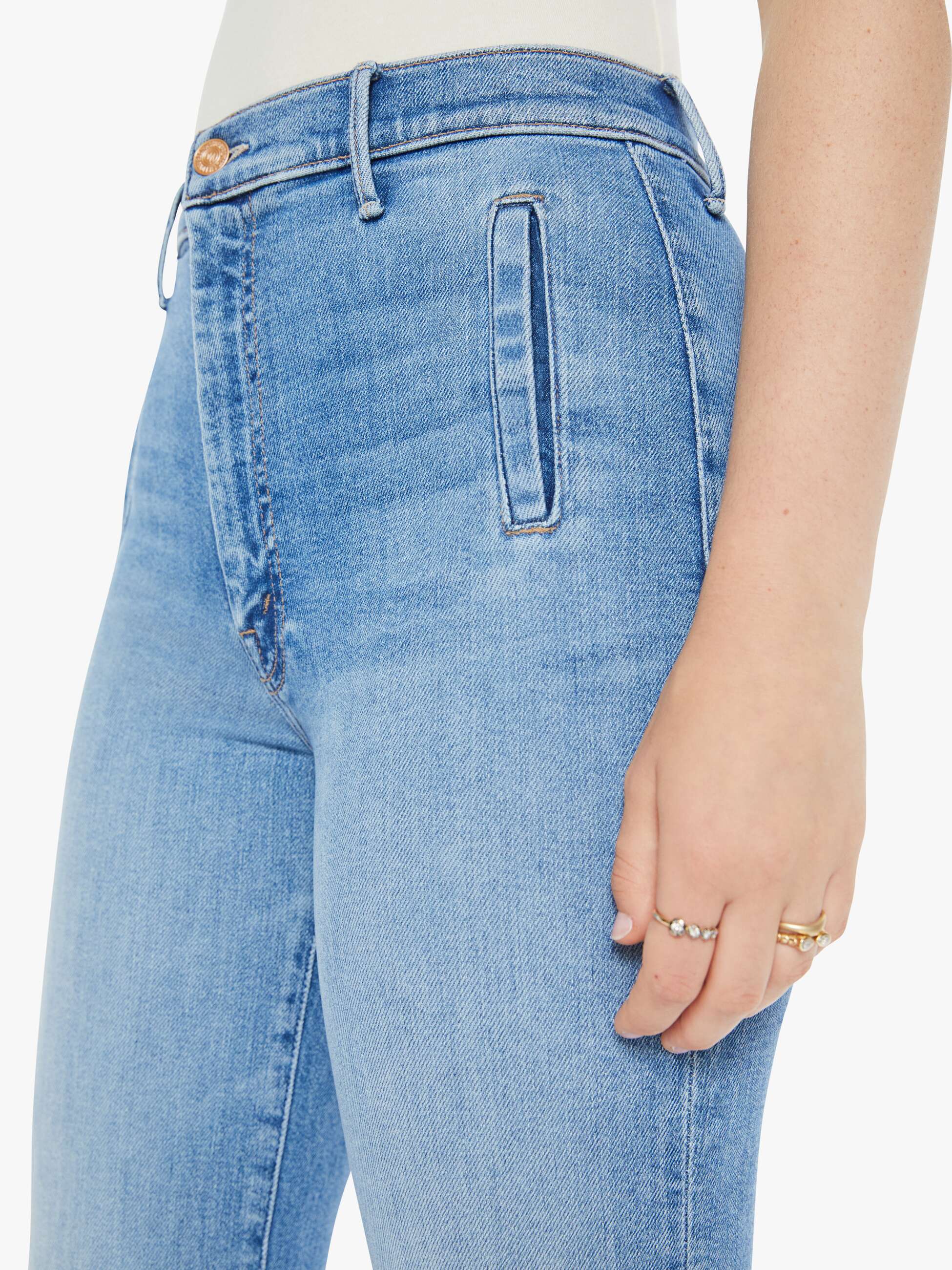 Mother The Drama in Tasty Waves