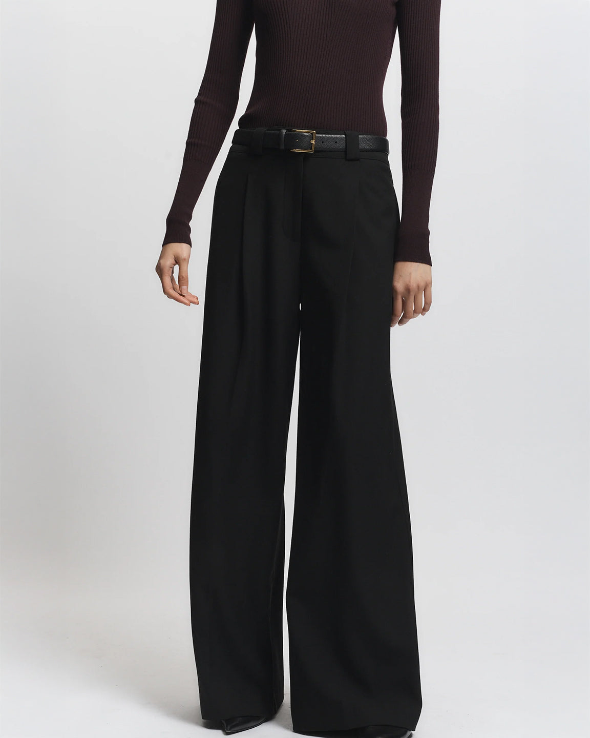 Saint Art Tiffany Mid-Waisted Wideleg Trouser in Black