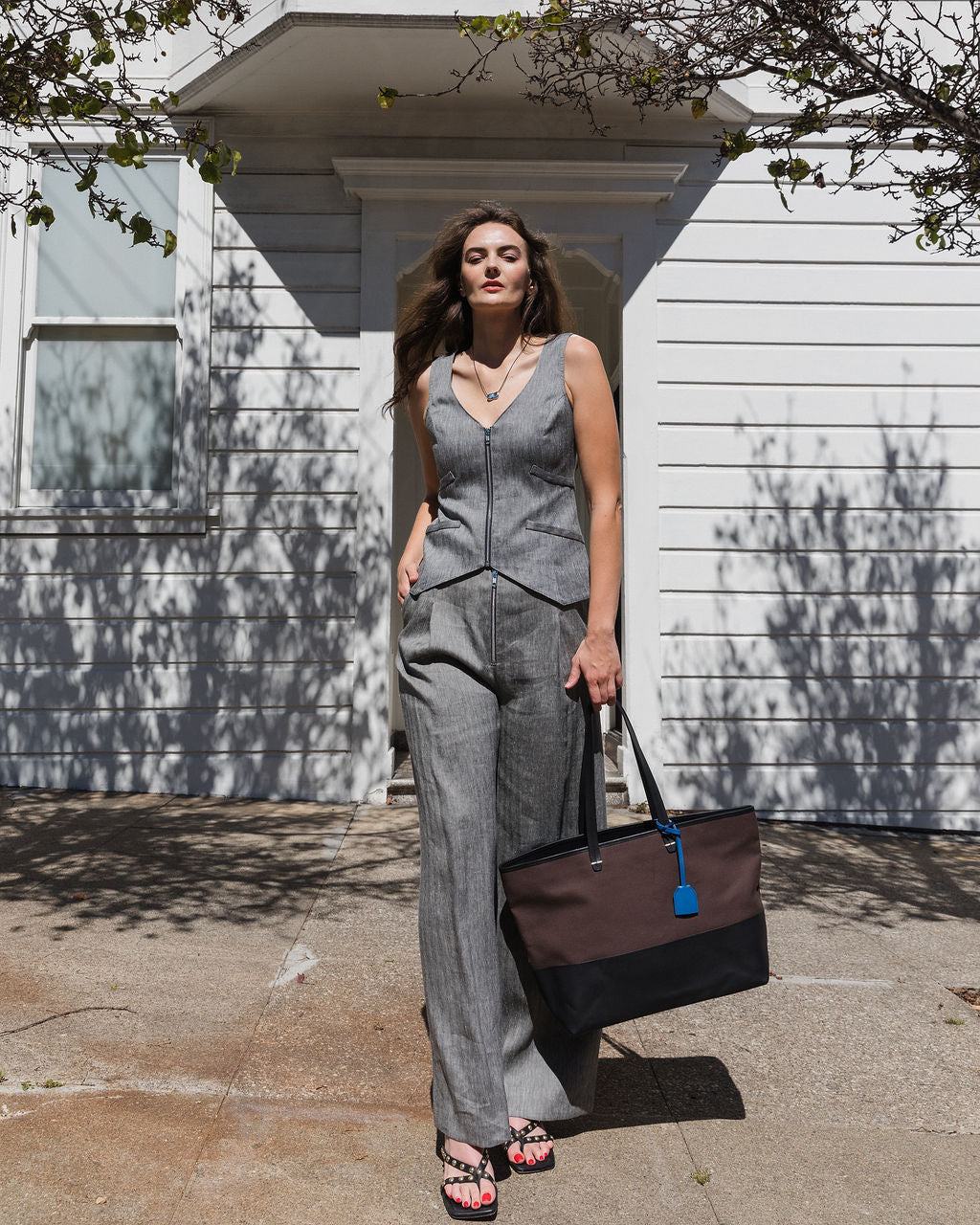Smythe Exposed Zip Waistcoat in Granite