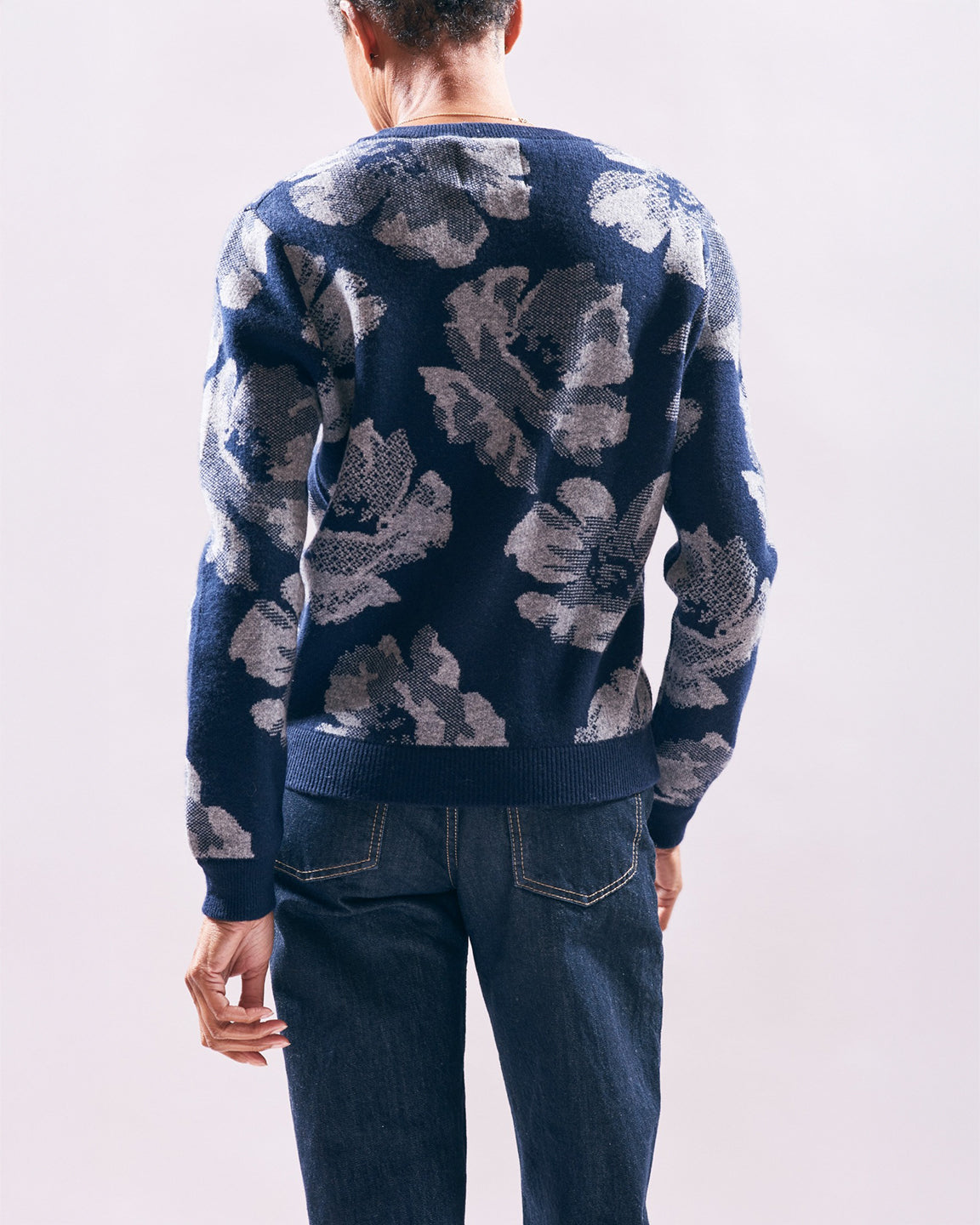 Jumper 1234 Geo Floral Vee in Cloudy Midnight Navy