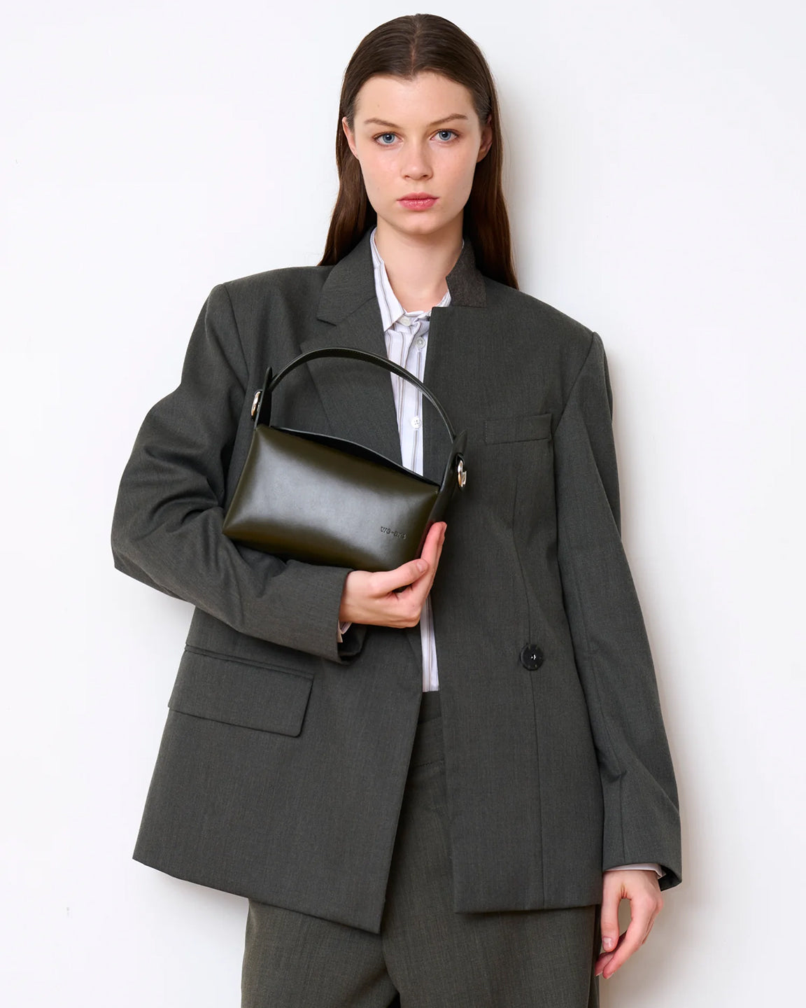 WE-AR4 The Pastry Box Bag in Dark Green