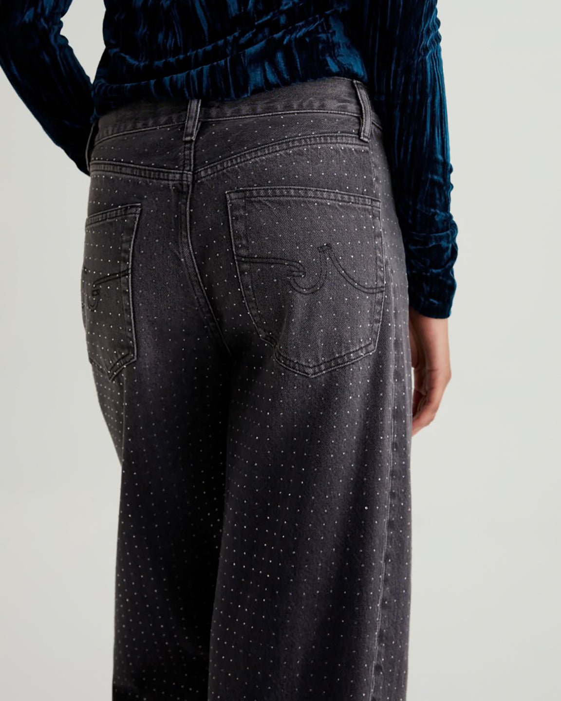 AG Hattie High-Rise Barrel Jean In Star Light