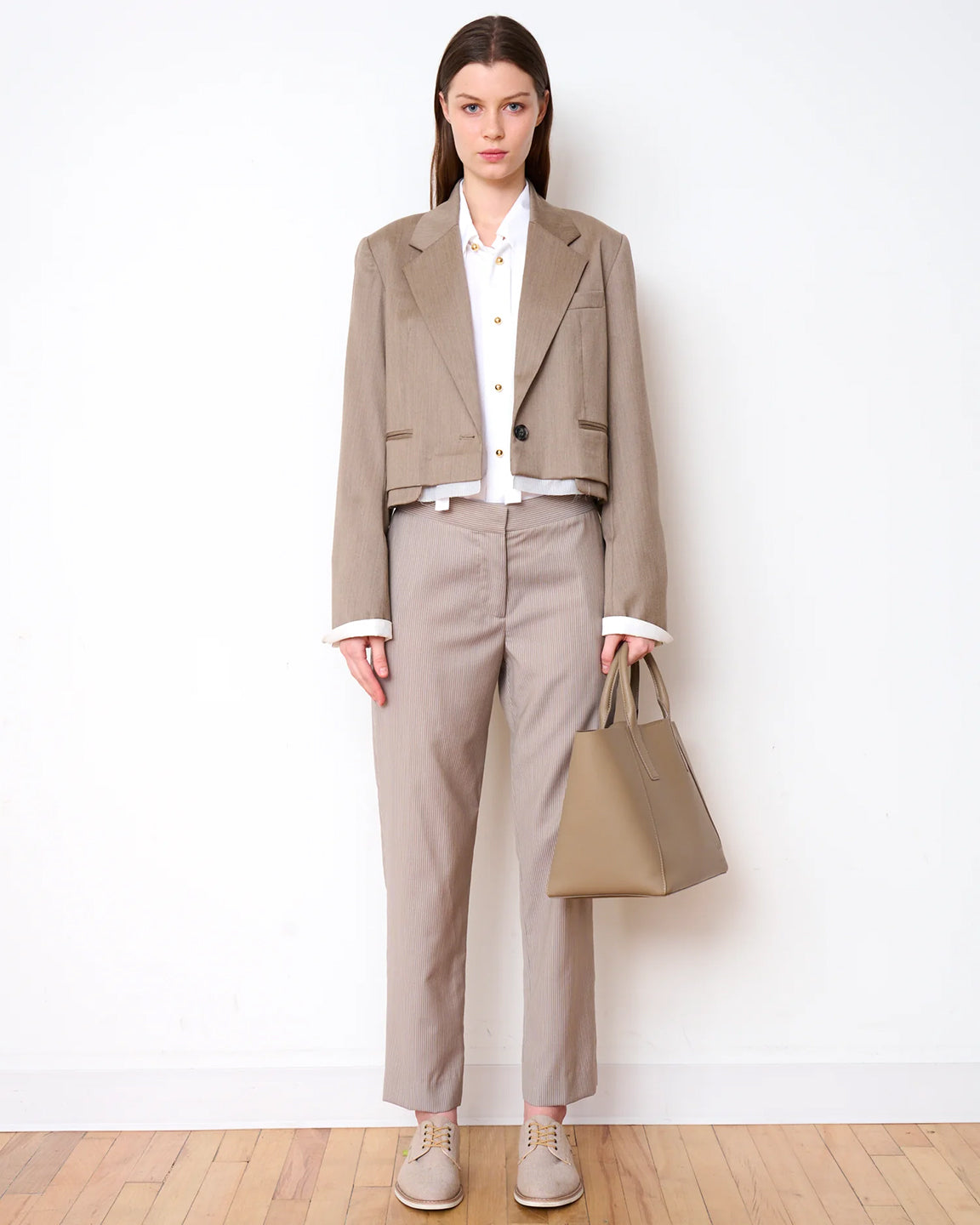 WE-AR4 The Boulevard 32 Bag in Mushroom
