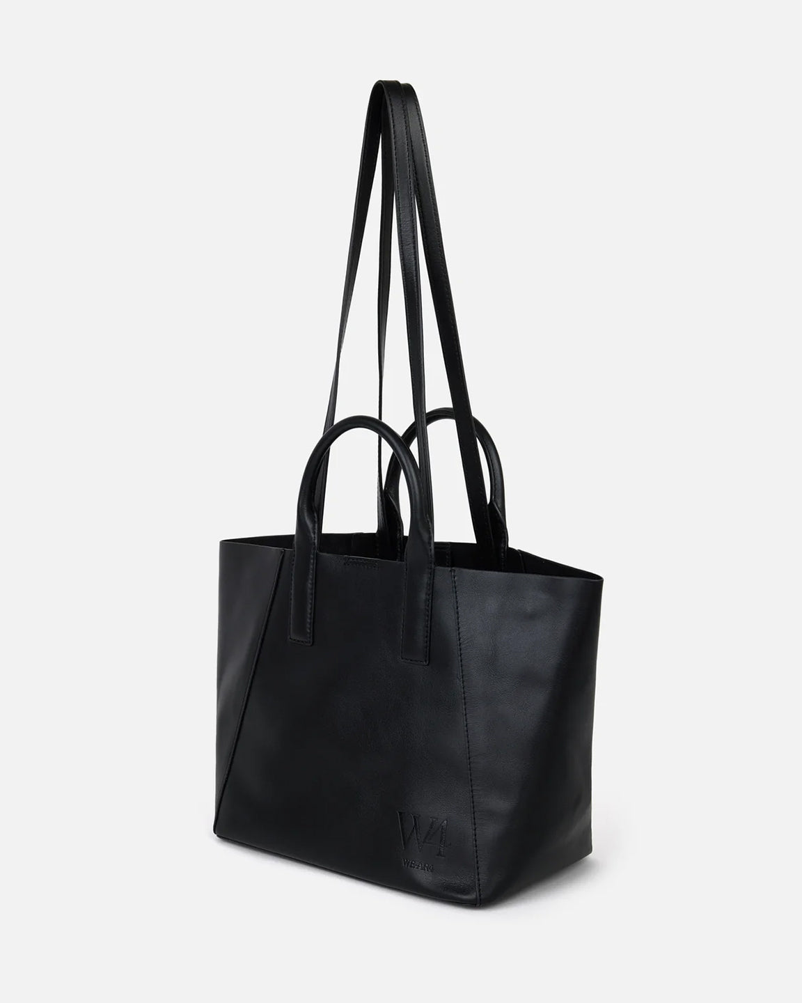 WE-AR4 The Boulevard Bag 26 in Black