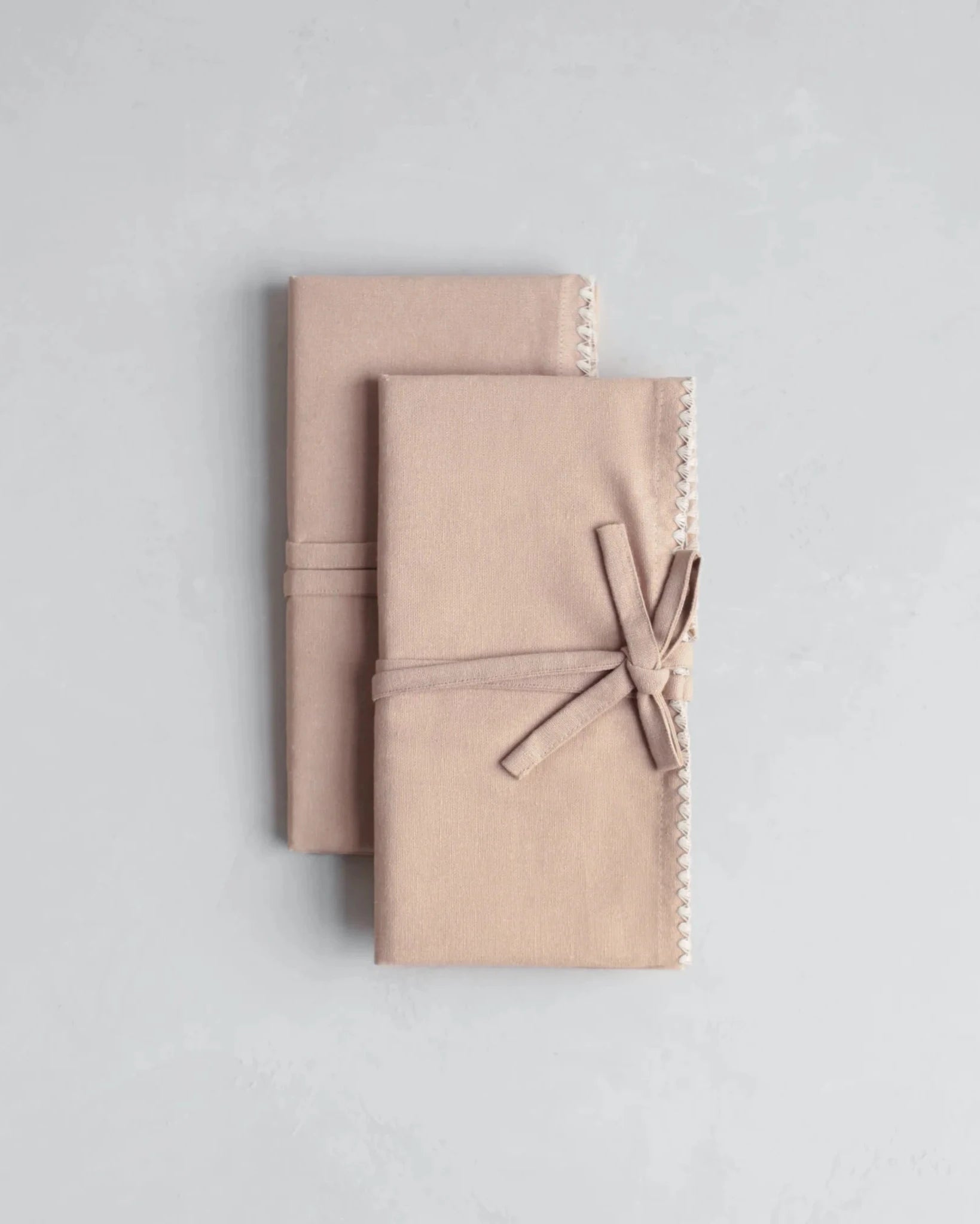The Floral Society Cotton Trellis Napkins in Dune with Parchment Trim