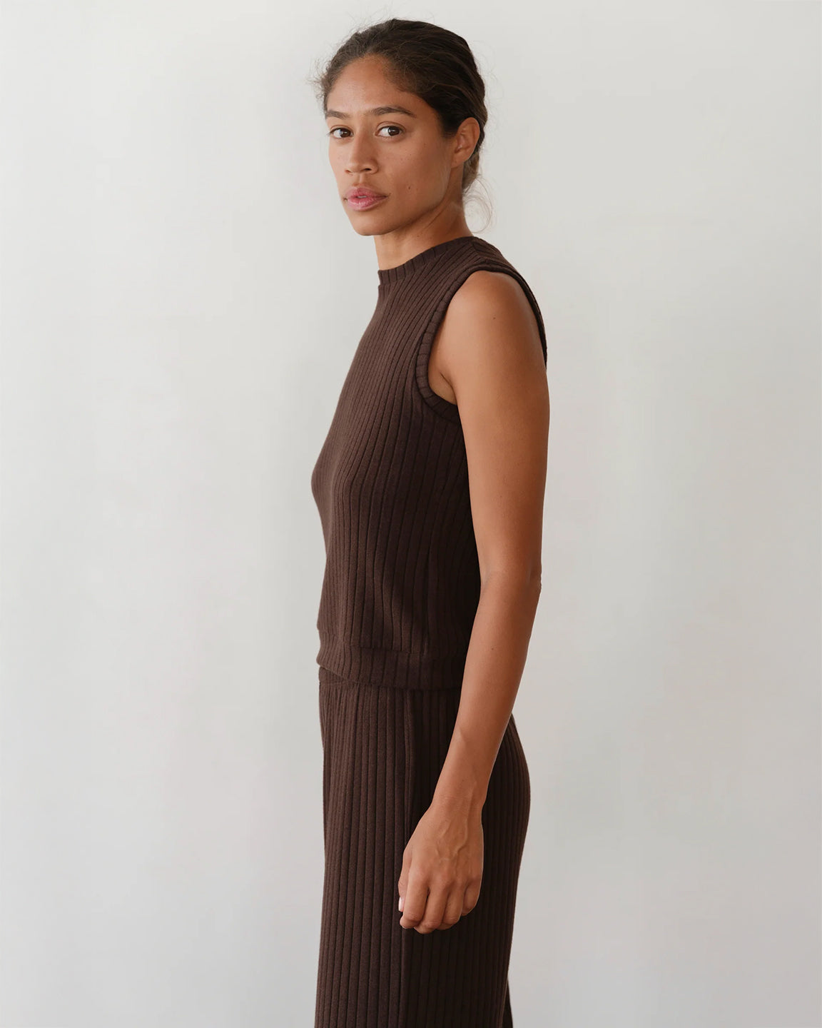 DONNI. The Sweater Rib Shell In Espresso
