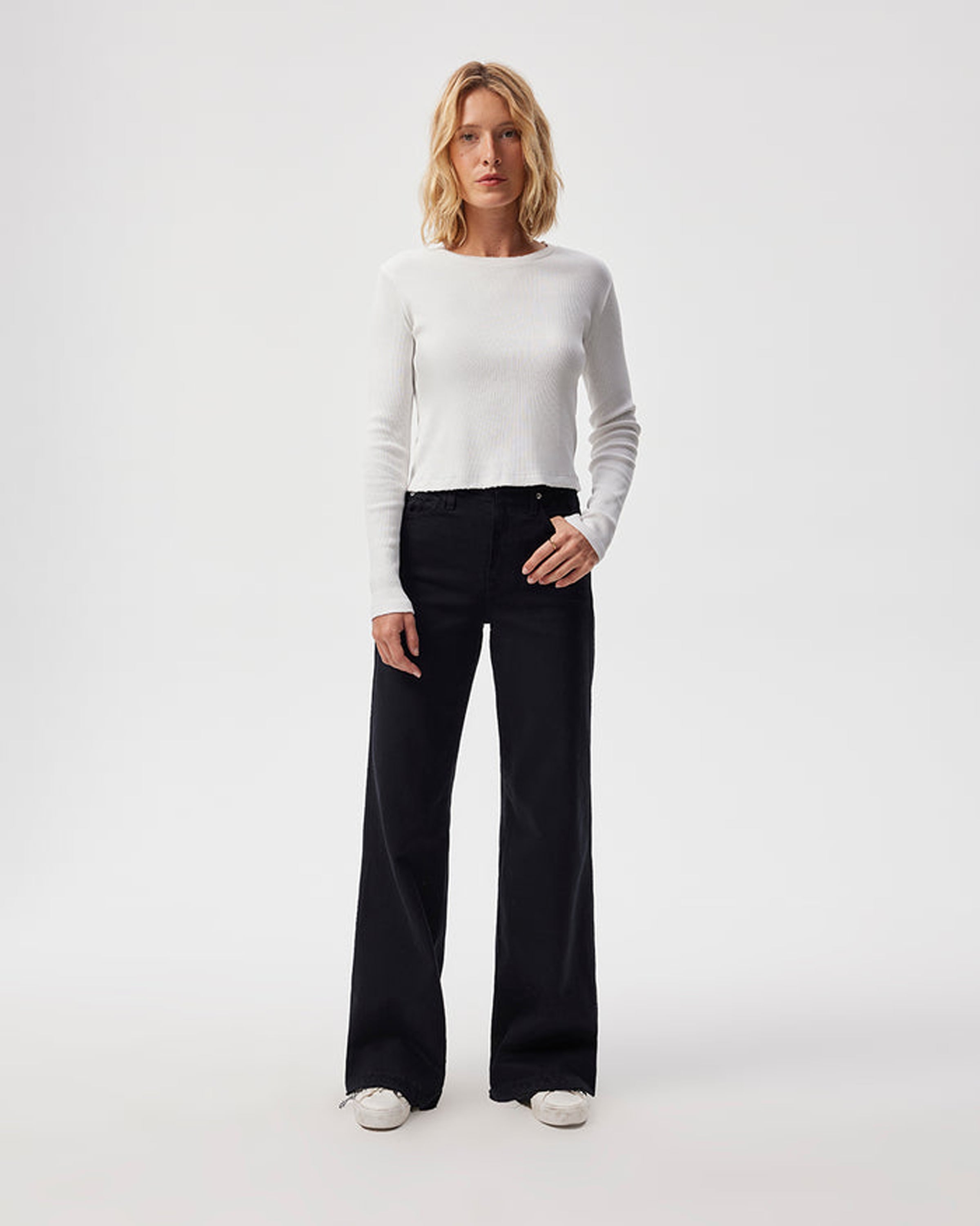 Amo Frida Wide Leg in Black Oak