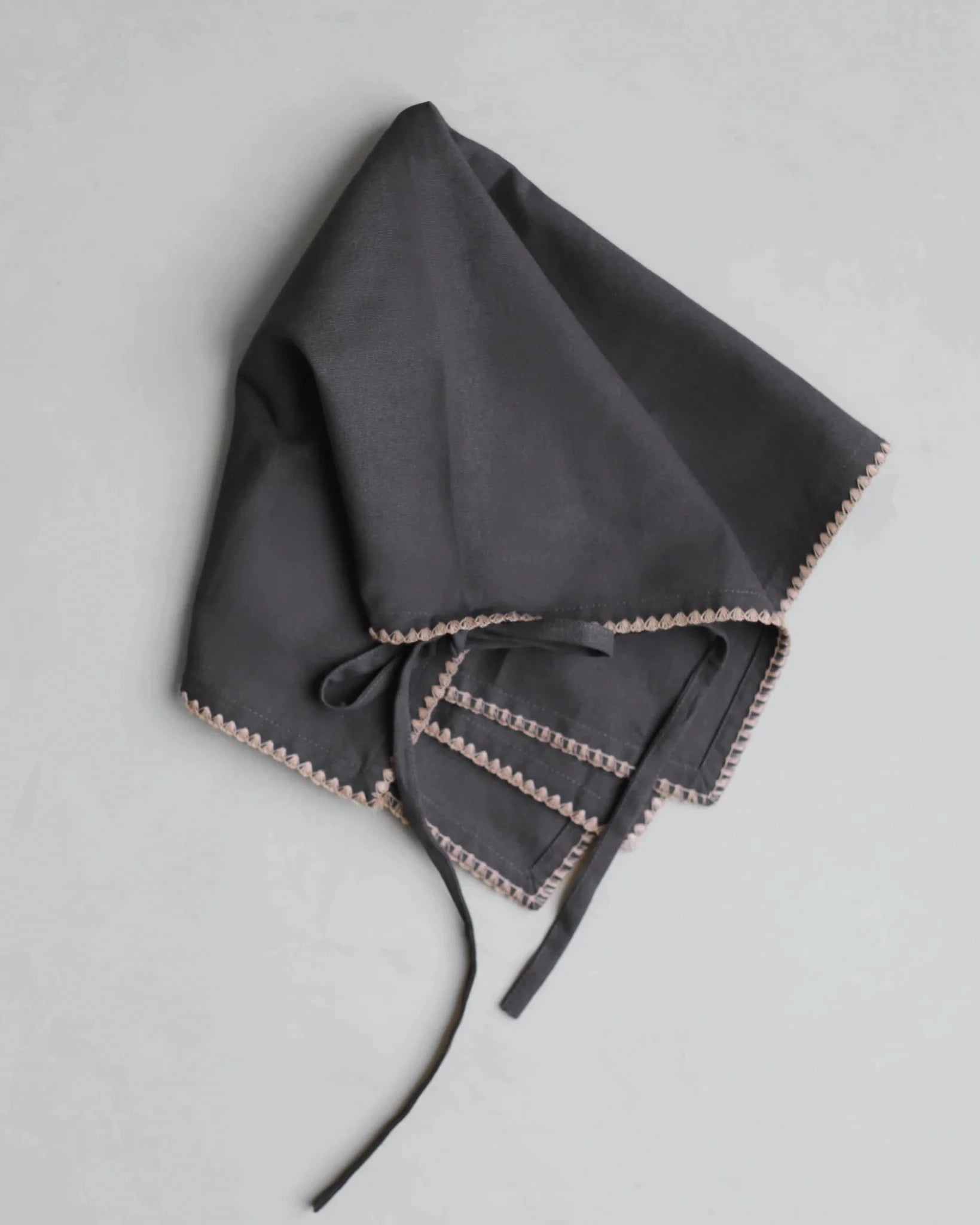 The Floral Society Trellis Cotton Napkins in Smoke with Greige Trim