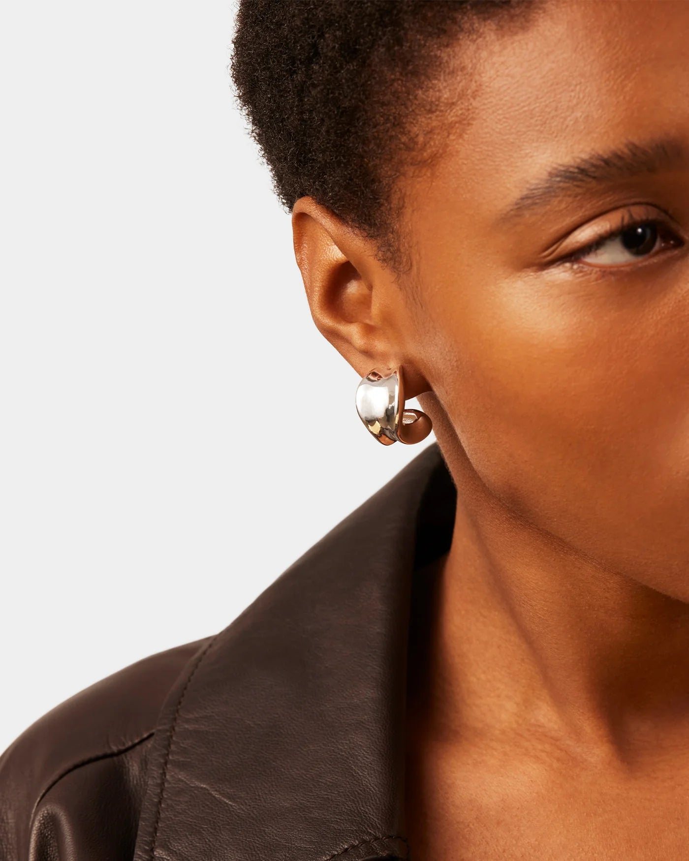 Jenny Bird Chunky Doune Hoop Earring in High Polish Silver