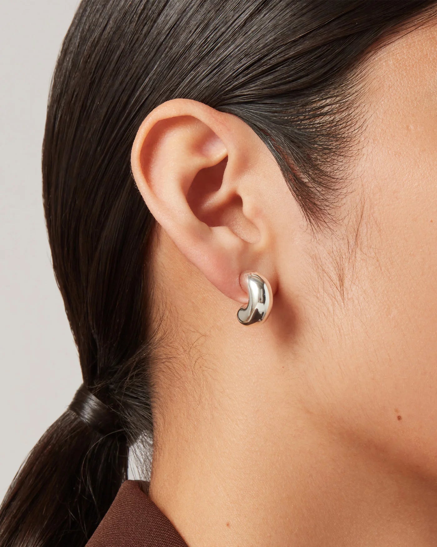 Jenny Bird Small Tome Hoops in High Polished Silver