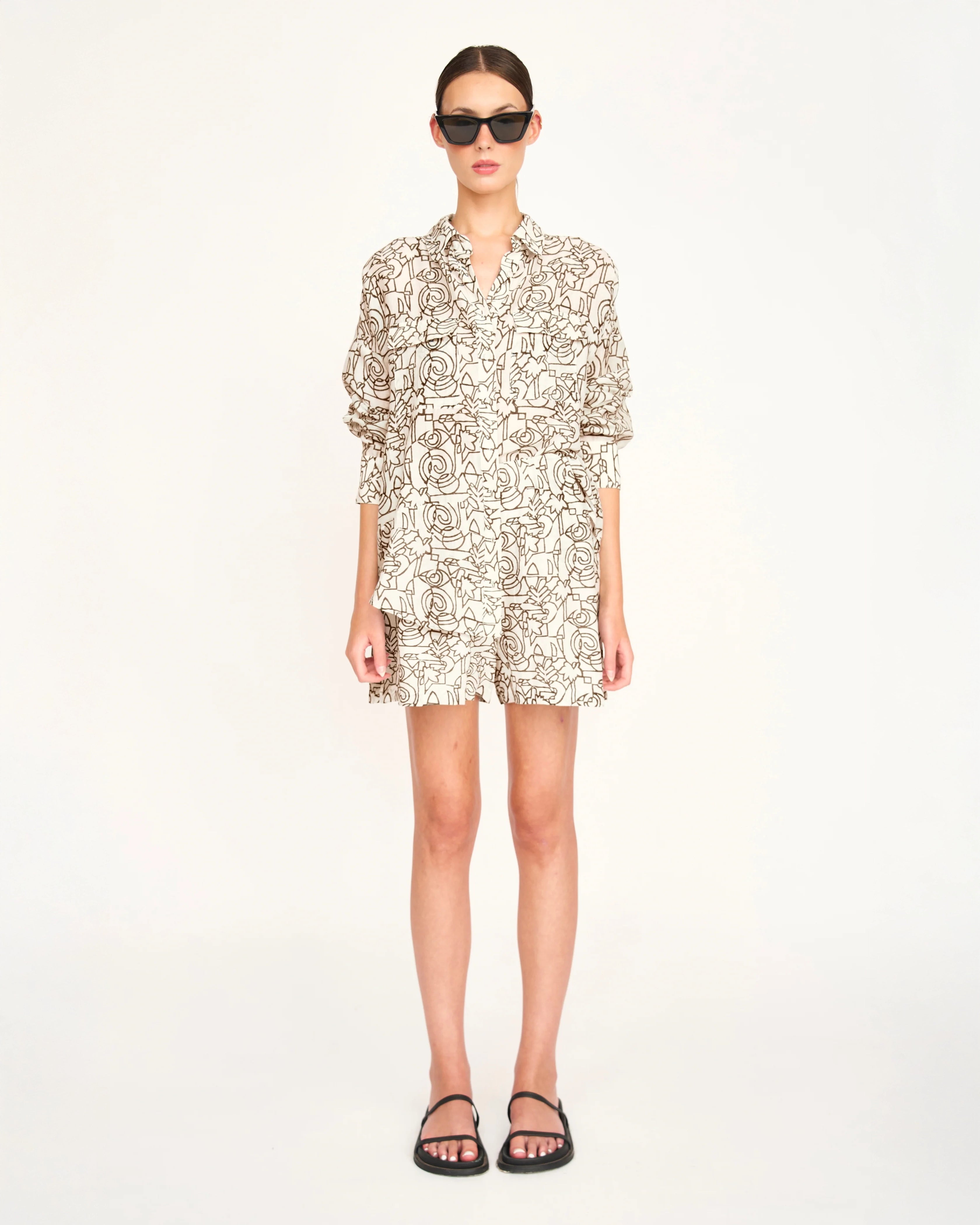 Mirth Woodstock Short in Chocolate Heka