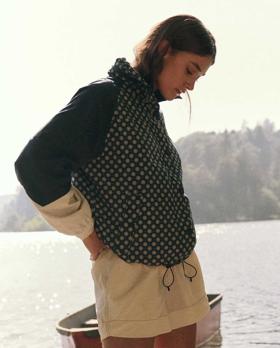 The Great. The Crestline Full-Zip in Microdaisy Colorblock