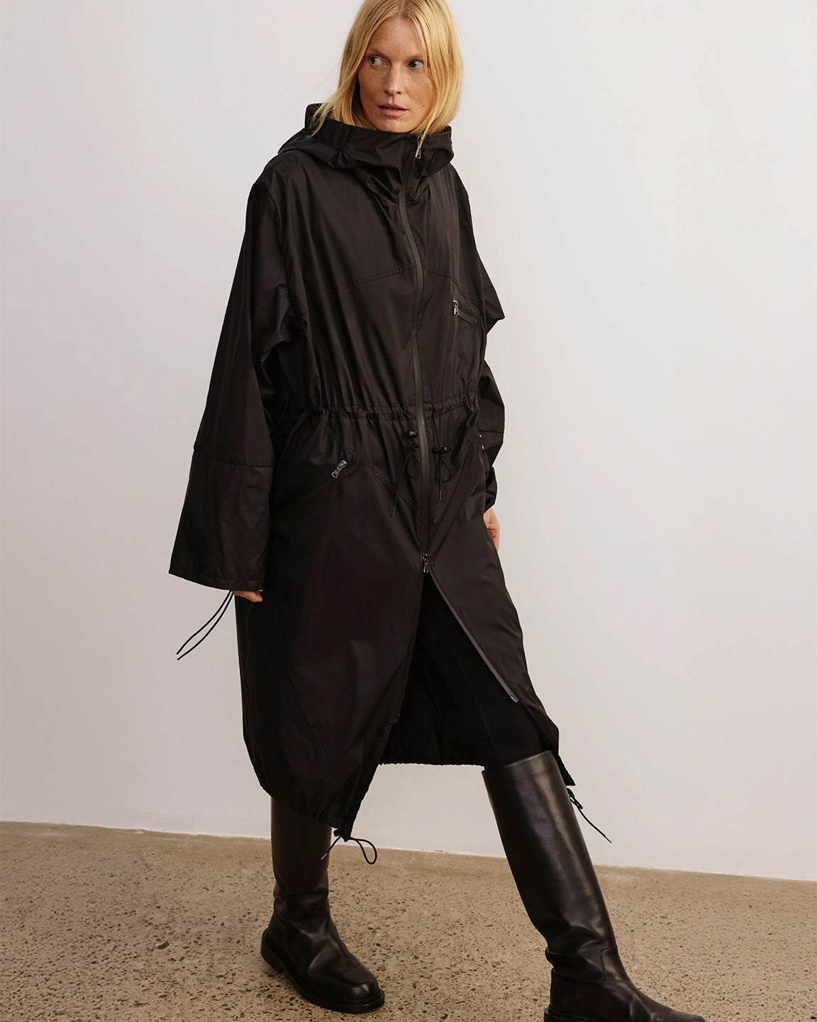 Smythe Drawstring Rain Shell in Black