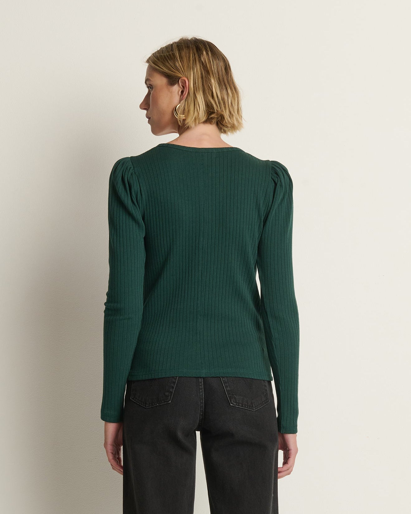 Reeva Henley