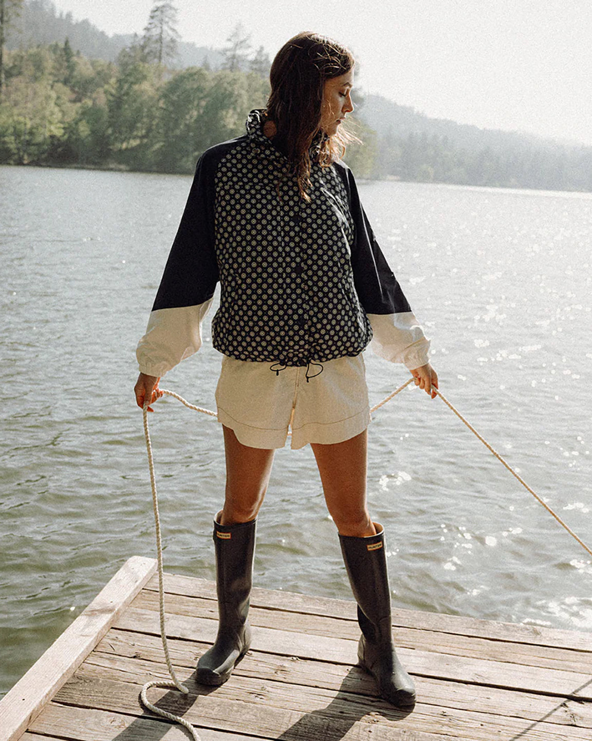 The Great. The Crestline Full-Zip in Microdaisy Colorblock