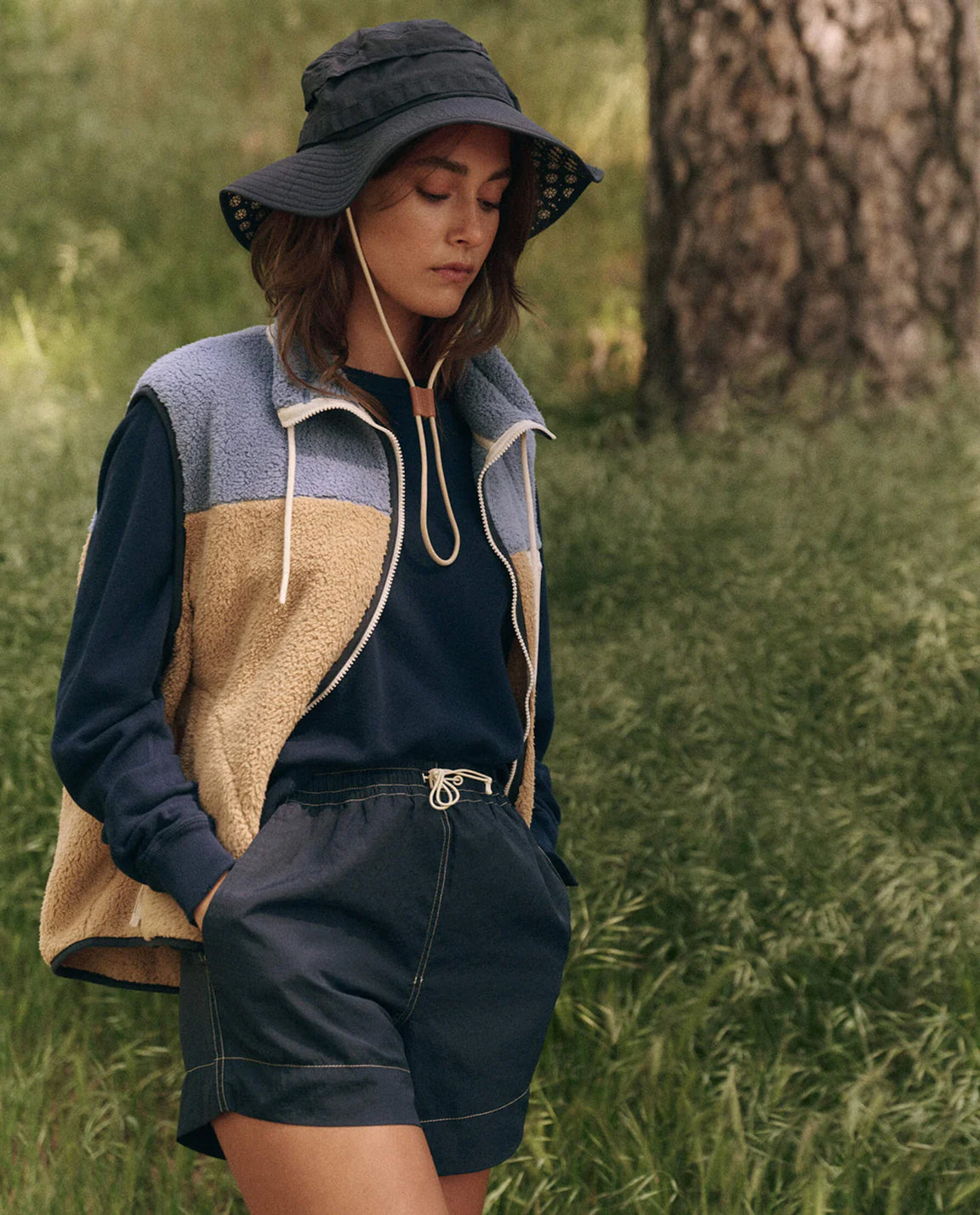 The Great. The Plush Colorblock Terrain Vest in Creek Colorblock