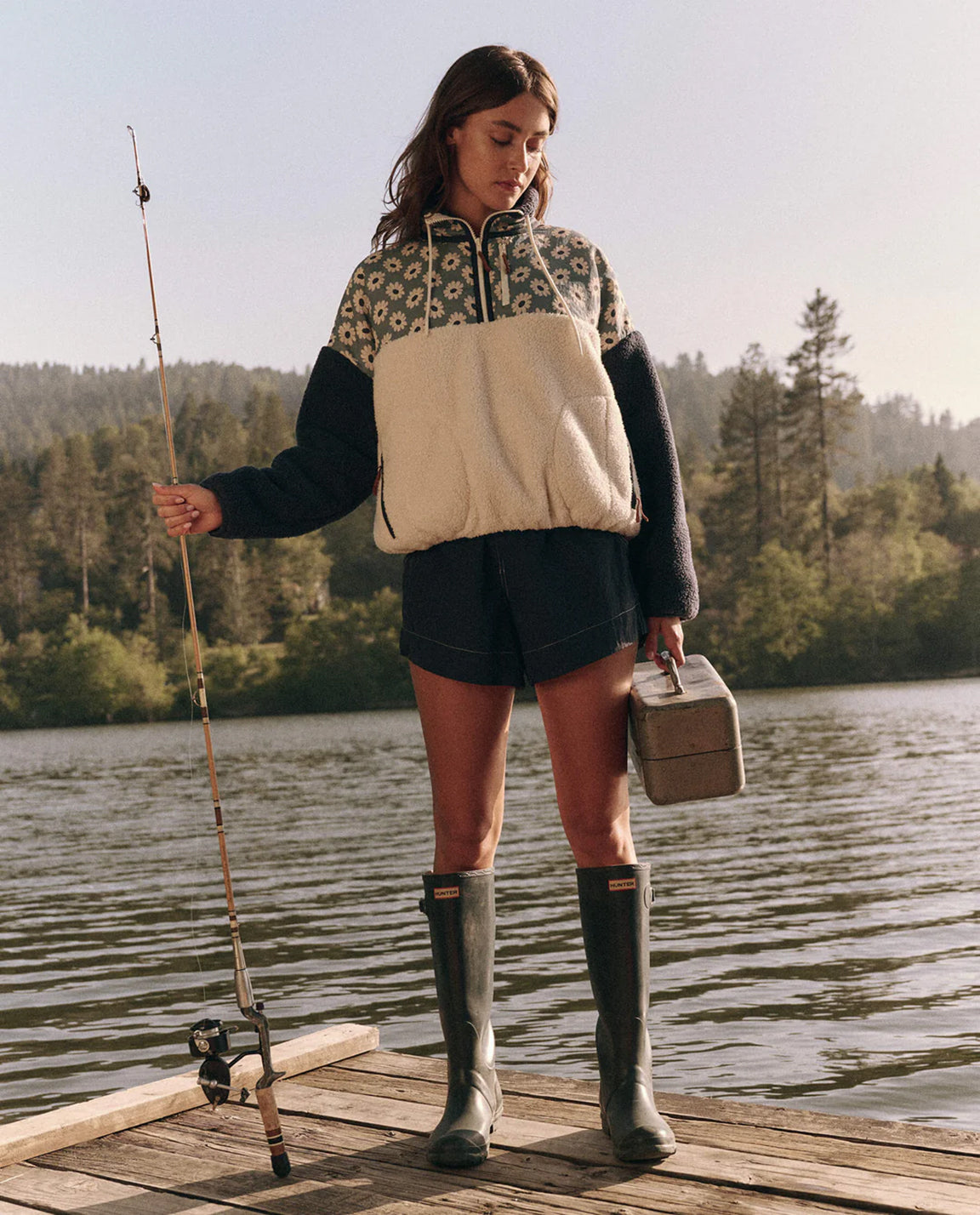 The Great. The Plush Terrain Half-Zip in Falling Daisy Colorblock