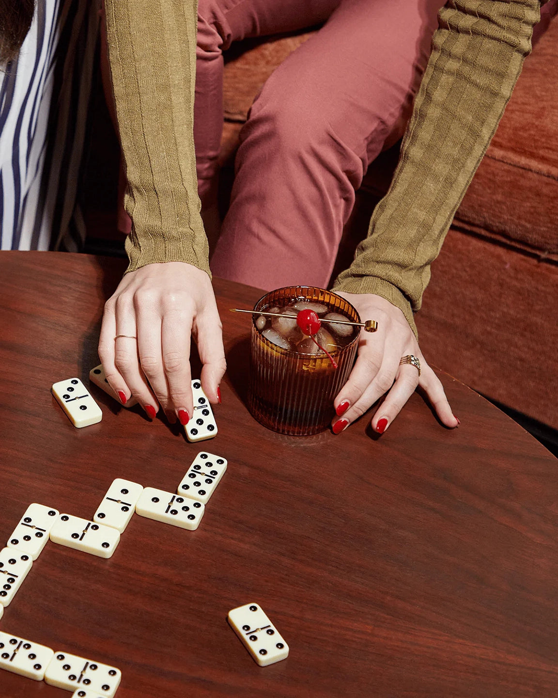 Here's How The Scout Lowball Glasses (Set of 2) in Amber
