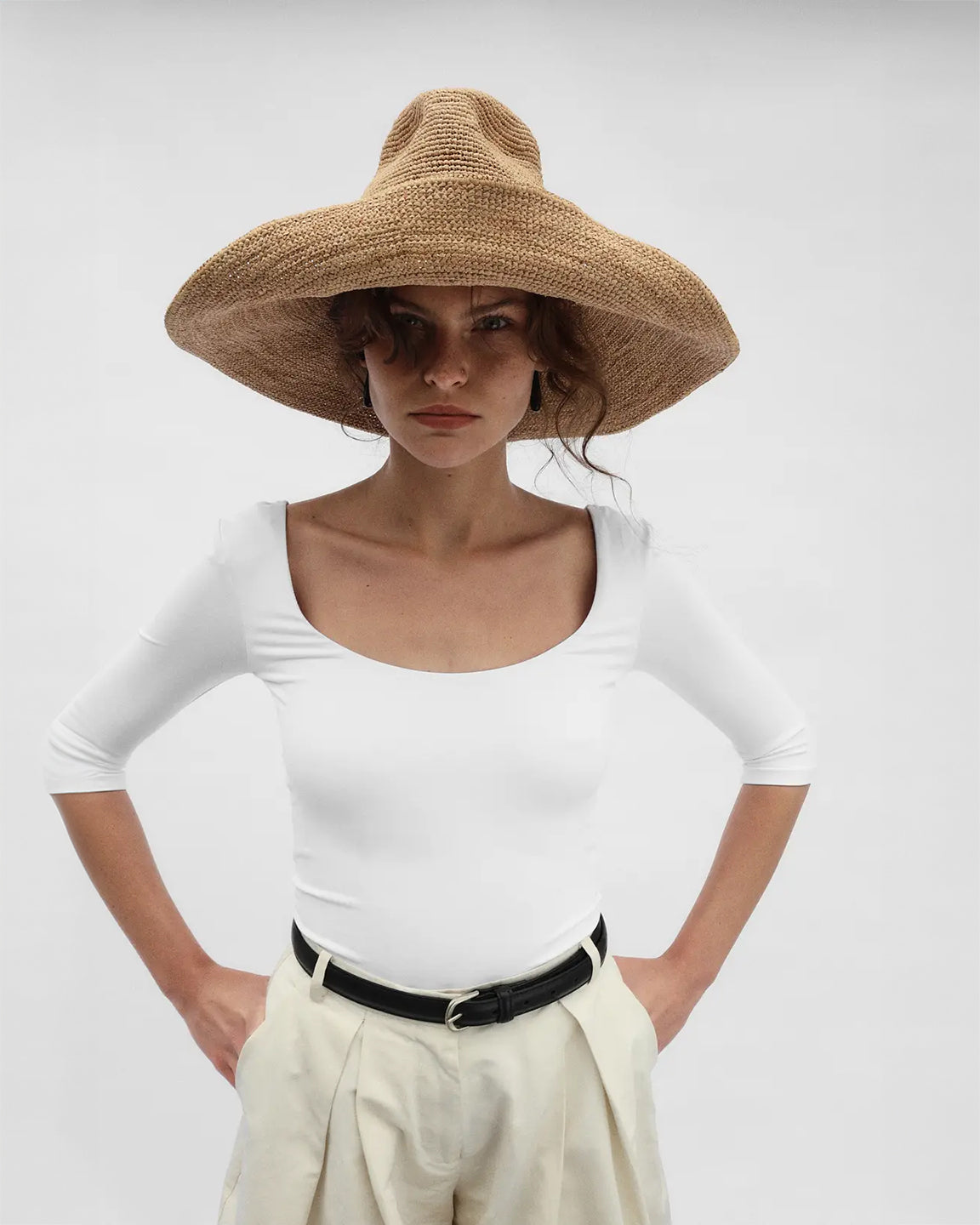 Janessa Leone Waverly Hat in Sand