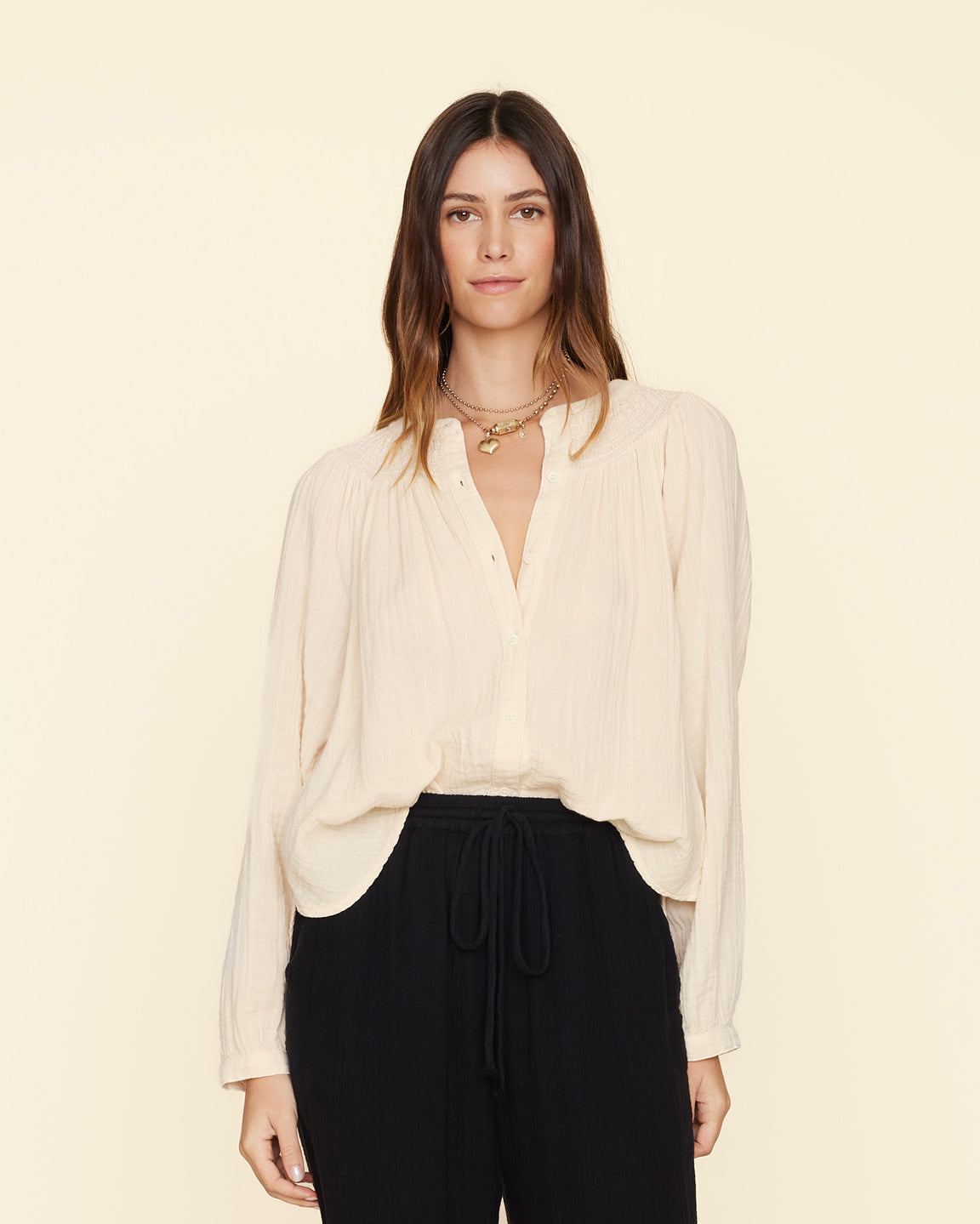 Xirena Adelle Shirt in Oysterette