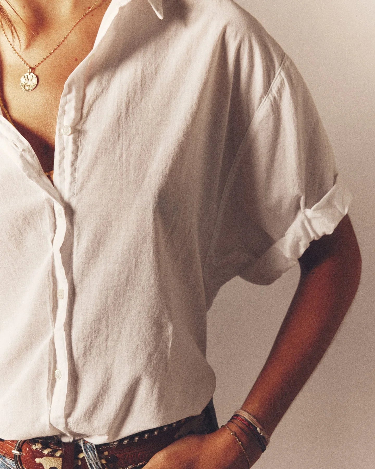 Xirena Channing Shirt in White or Bordeaux