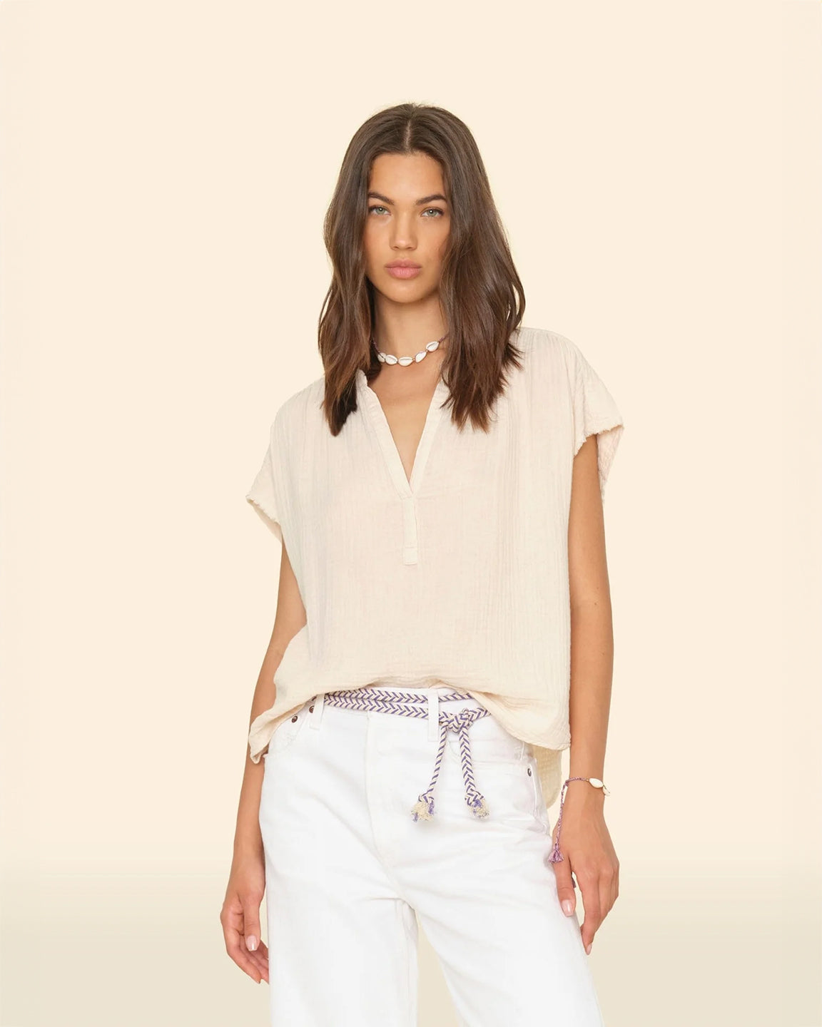 Xirena Kane Top in Oysterette