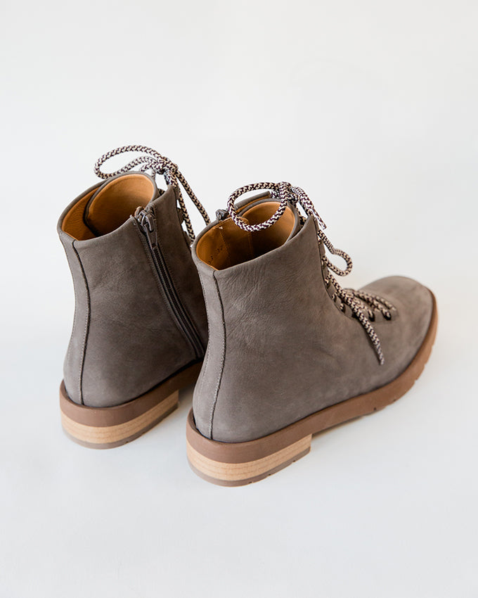 Coclico Dooby Boot in Taupe Grey Suede