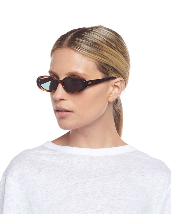 Le Specs Outta Love in Tort