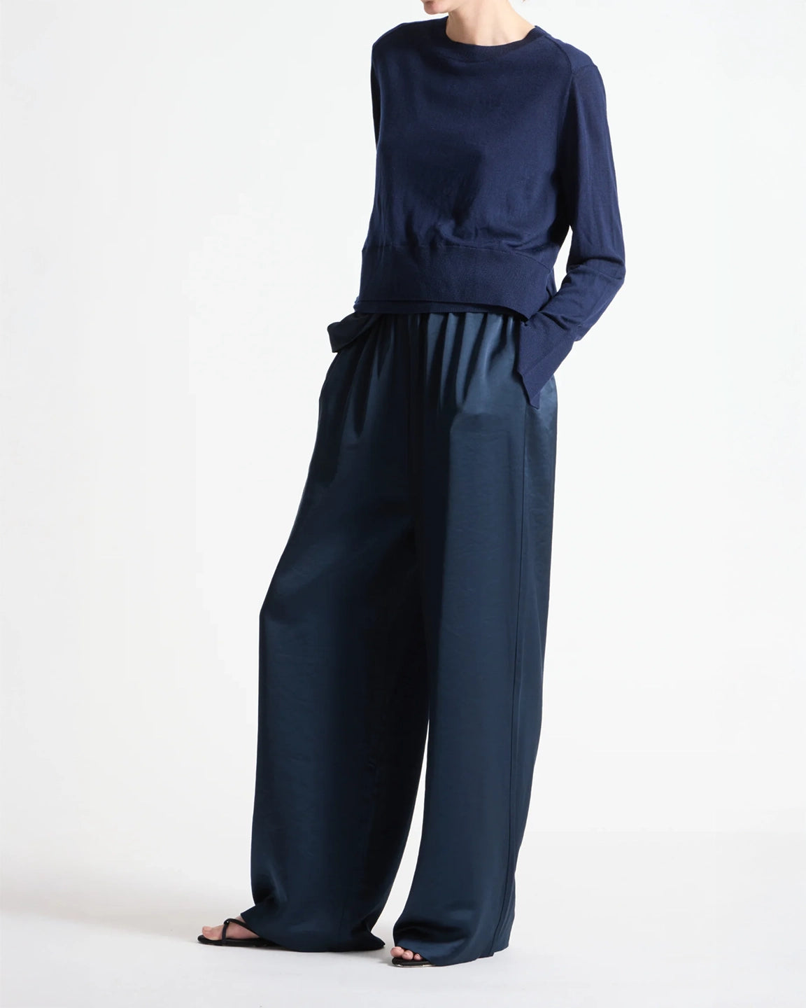 Saint Art Paige Pull-On Pant in Navy