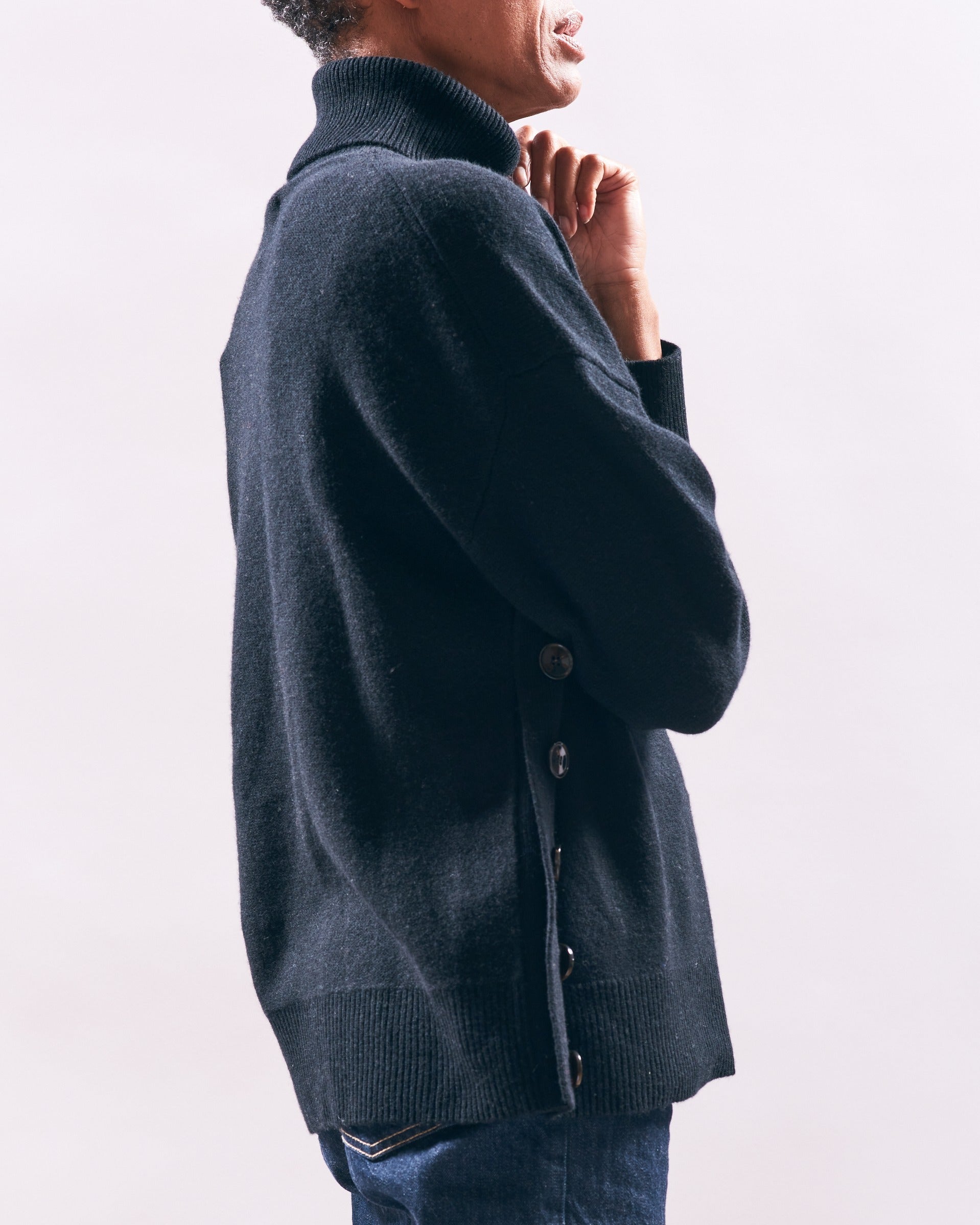 Boyfriend Button Roll Collar