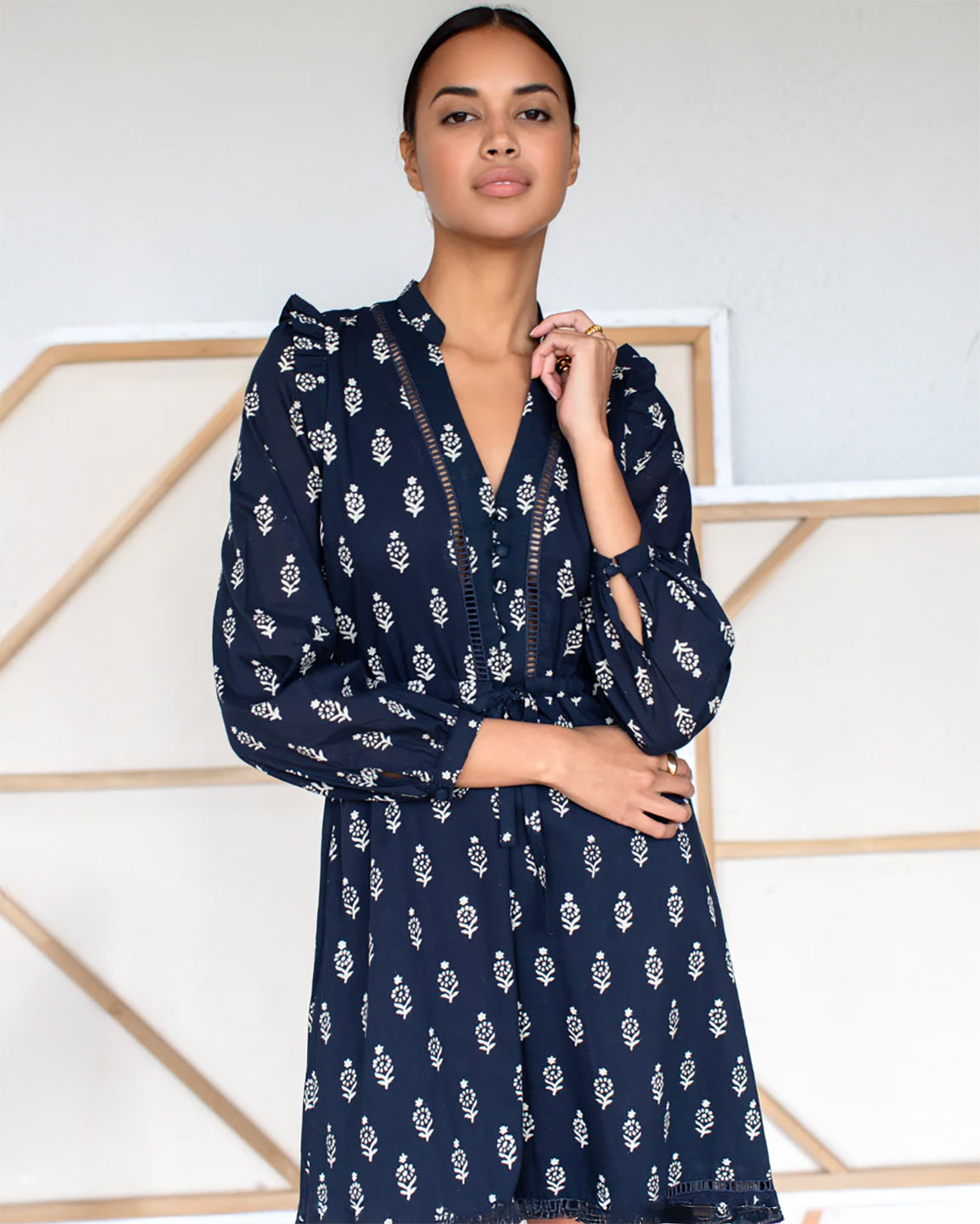 Emerson Fry Frances 4 V Neck Dress in Marguerite 2 Organic