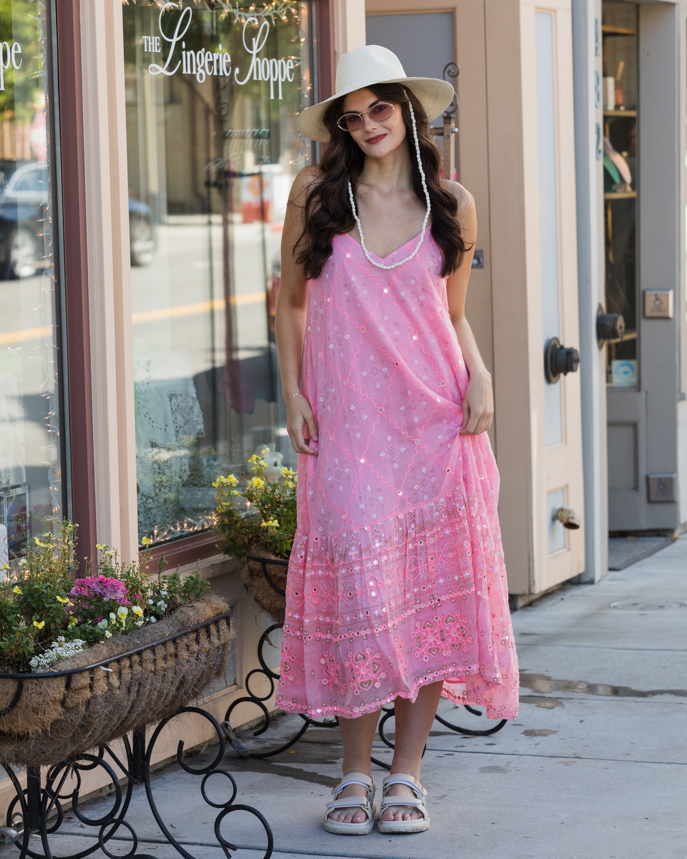 Juliet Dunn V-Neck Mosaic Print Mirrored Midi Dress Candy