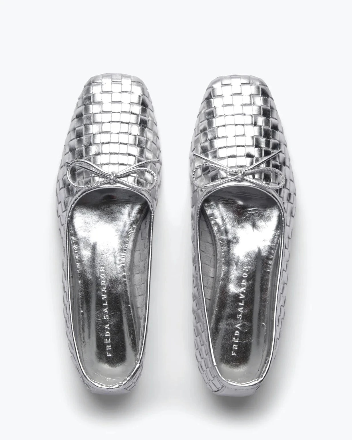 Freda Salvador Jada in Silver Closed Woven Calf