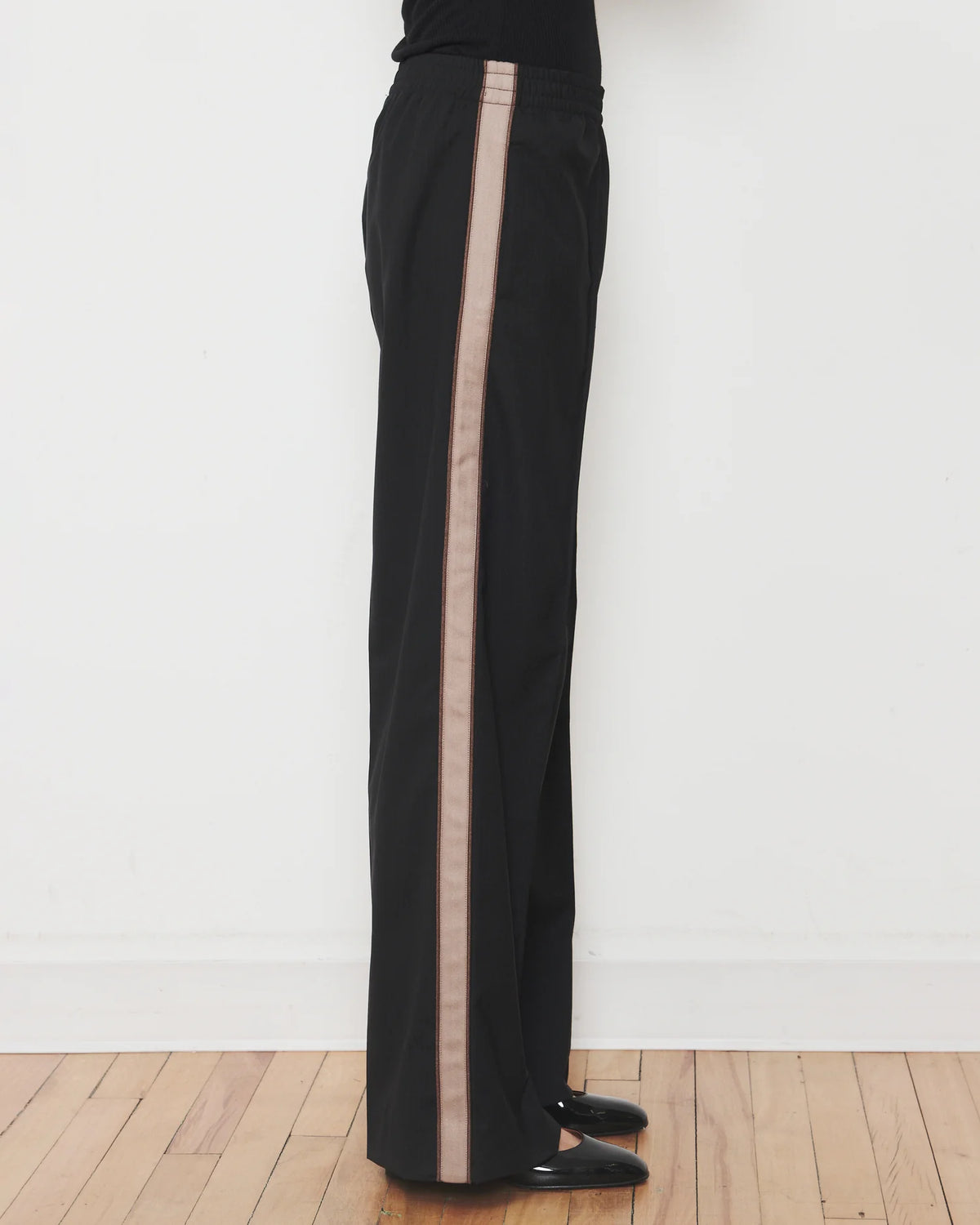 WE-AR4 Chaplin Trouser in Black Pinstripe