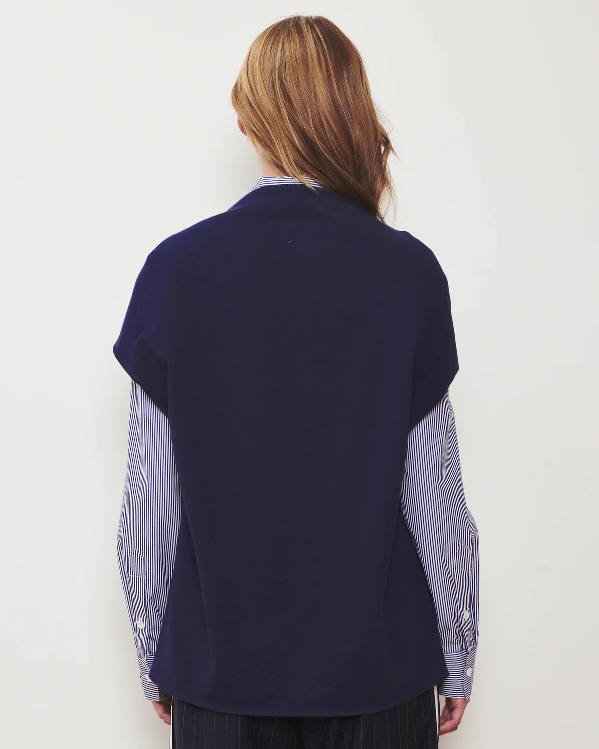 WE-AR4 The Sloane Shirt in Navy Multi