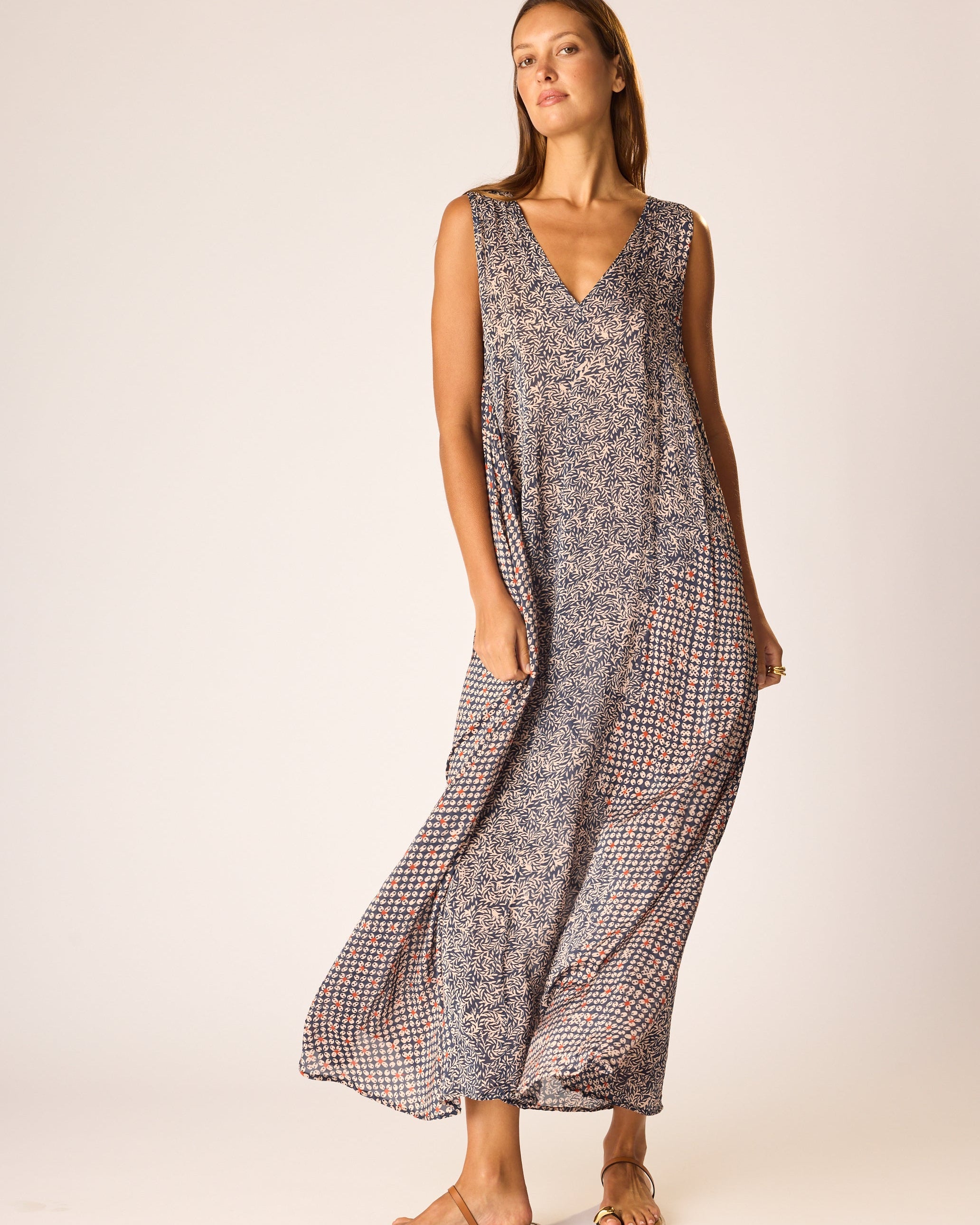 TOVA MAXI WITH SASH BELT