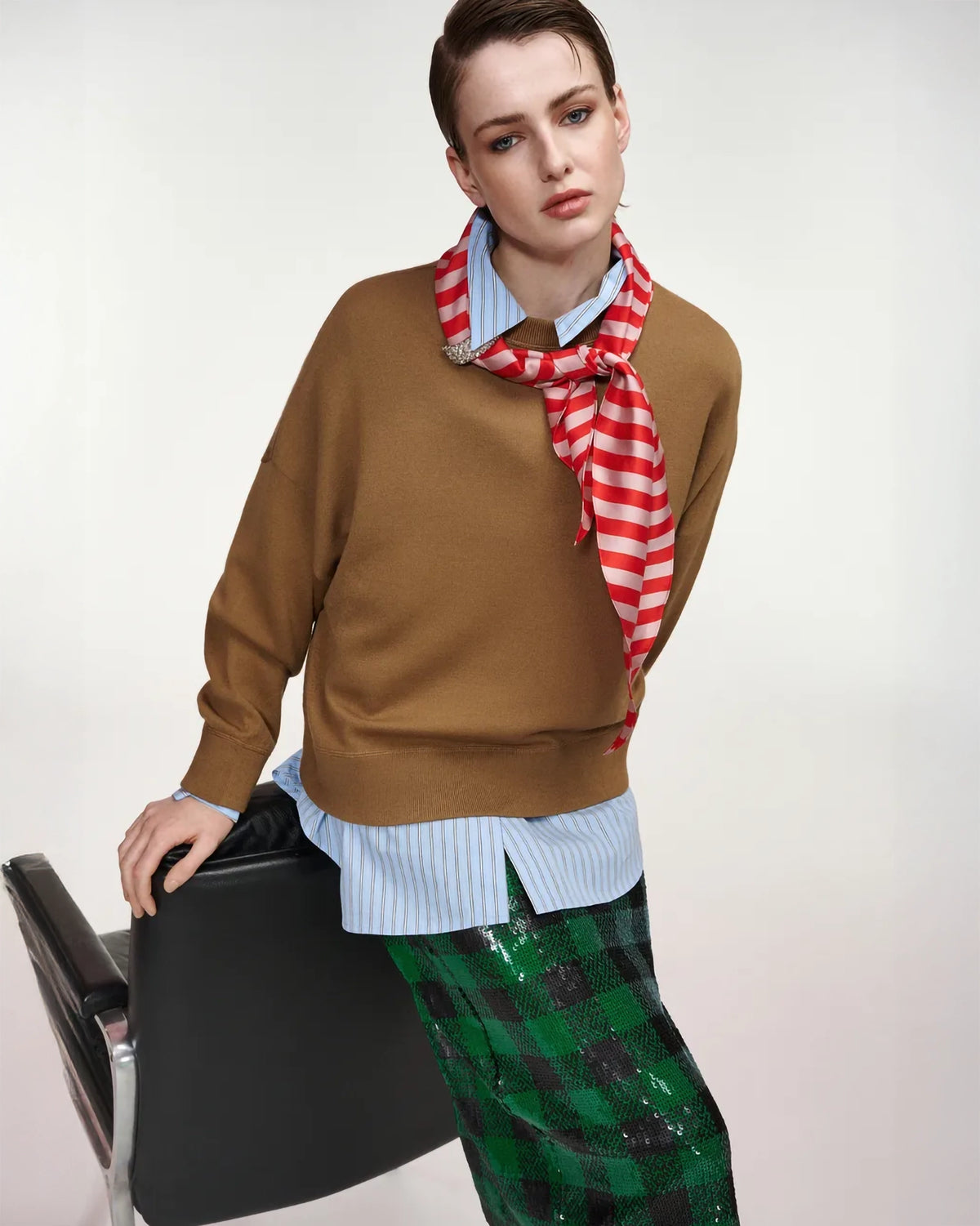 Essentiel Antwerp Kurtis Pullover with Scarf in Camel Club