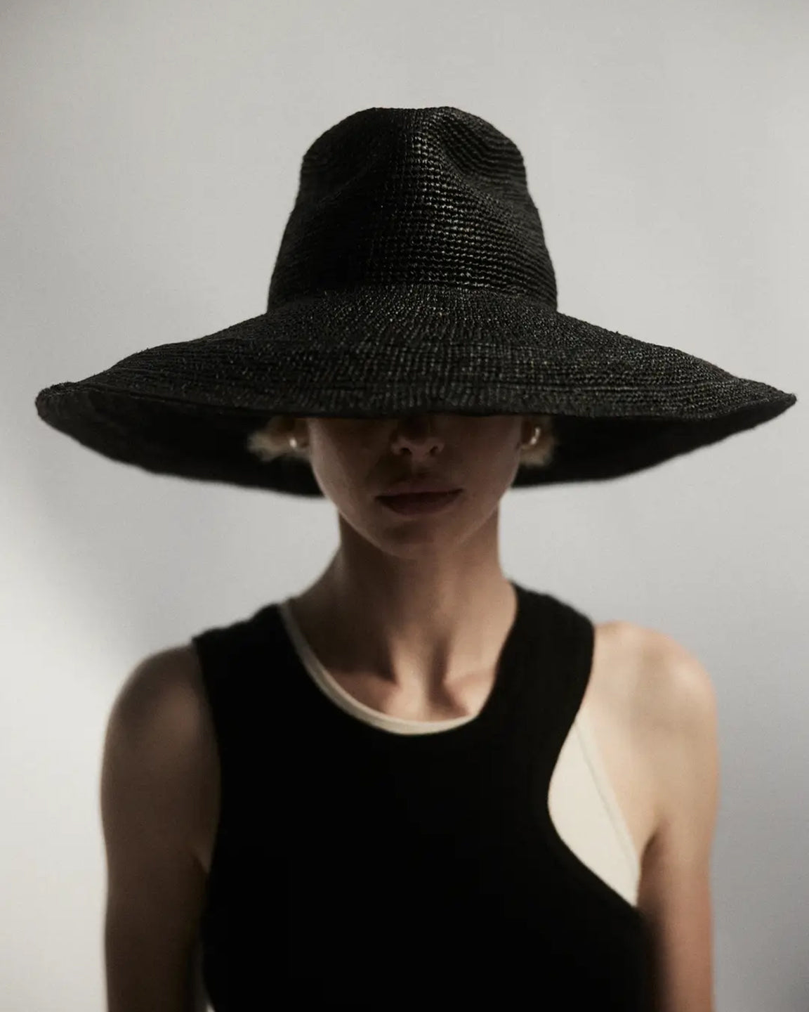 Janessa Leone Waverly Hat in Black