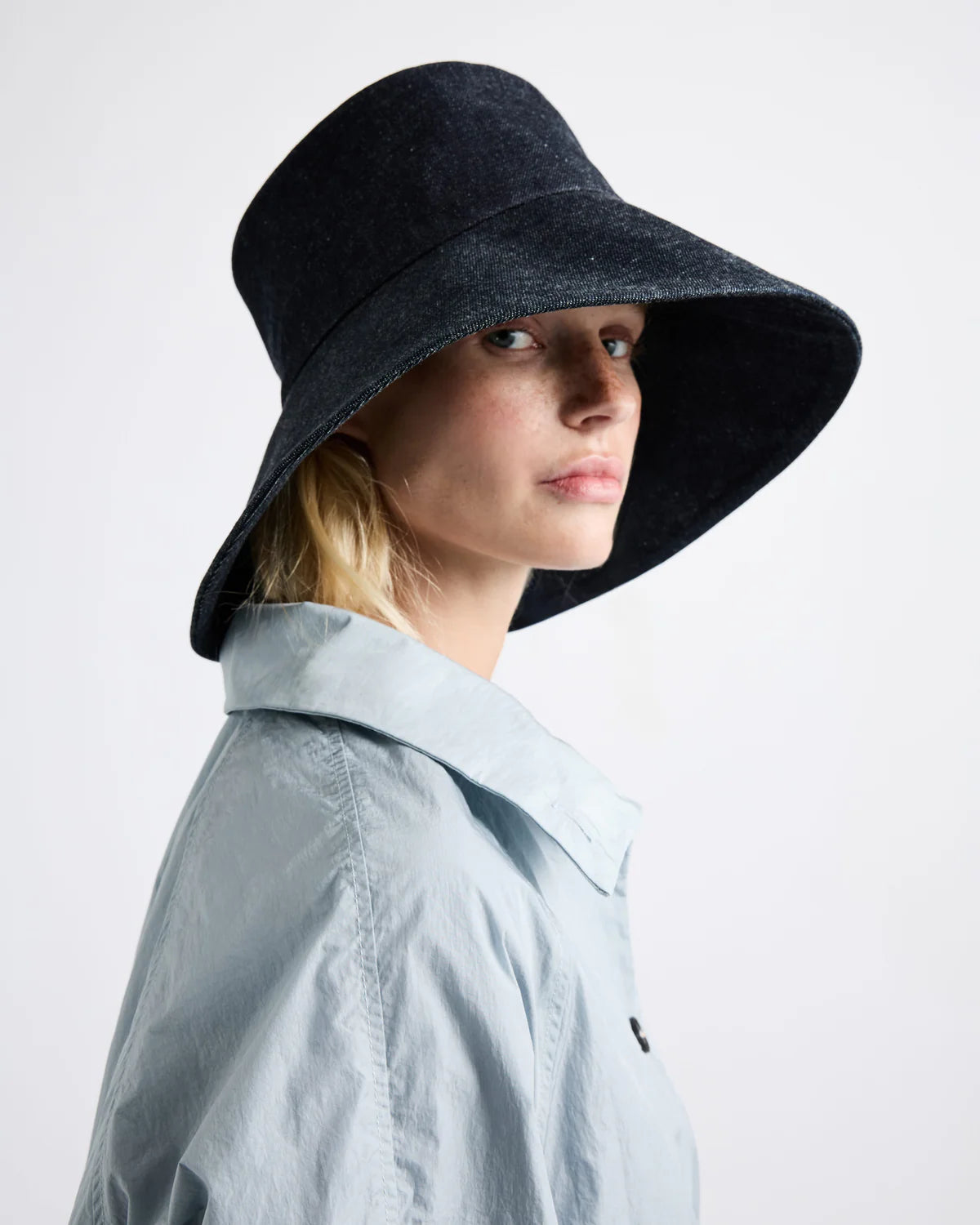 Janessa Leone Walker Hat In Denim