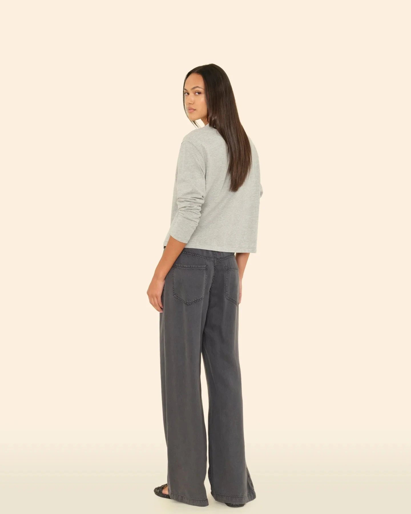 Xirena Nixon Pant in Almost Black