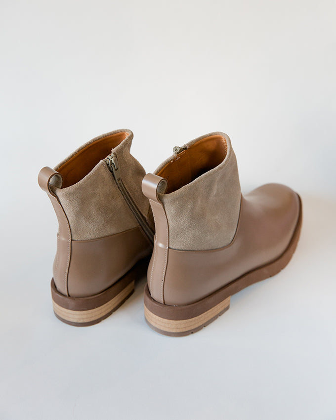Coclico Darling Boot in Taupe Suede/Leather